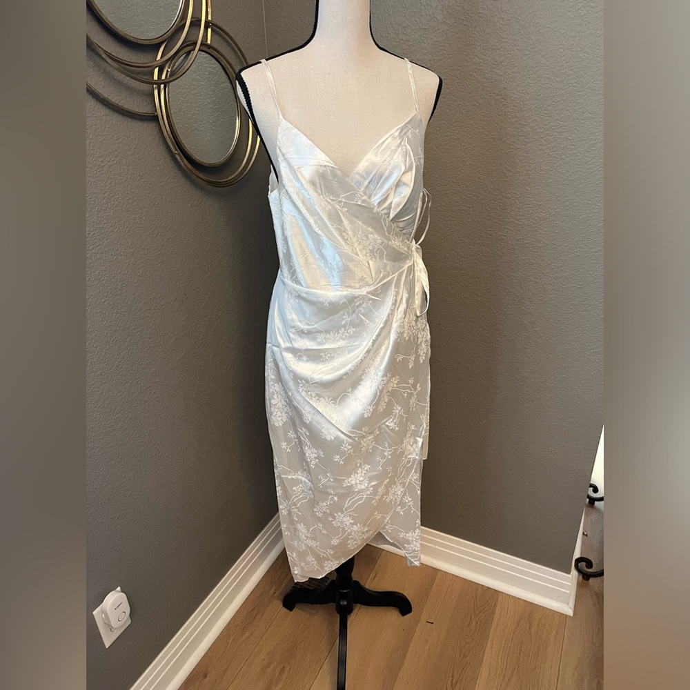NWT White Lulu Wrap Dress